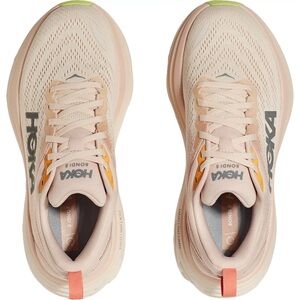 Hoka Bondi 8- Cream/Vanilla